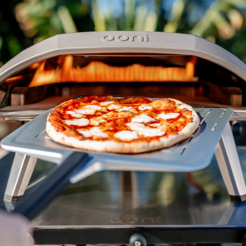 OONI Koda 16 Portable Gas Fired Outdoor Pizza Oven & Cover Bundle **CL