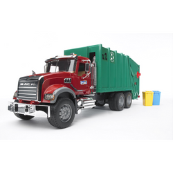 BRUDER 1:16 MACK Granite Garbage Truck