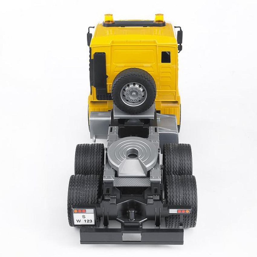 BRUDER MAN TGA Low loader truck with JCB Backhoe loader 1:16