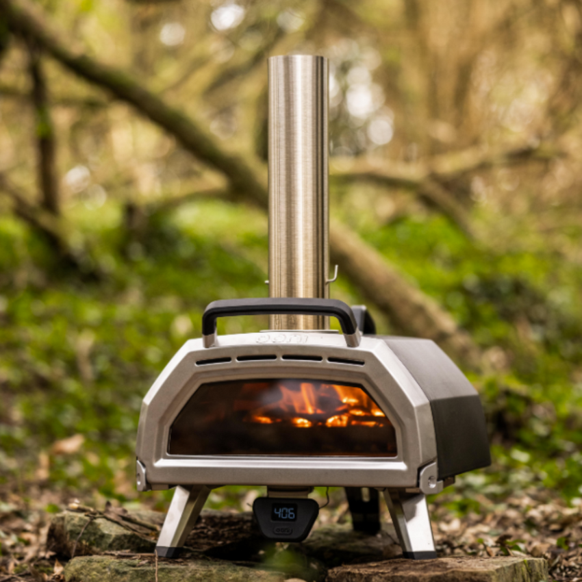 Ooni Karu 16 Multi-Fuel Pizza Oven - Starter Kit