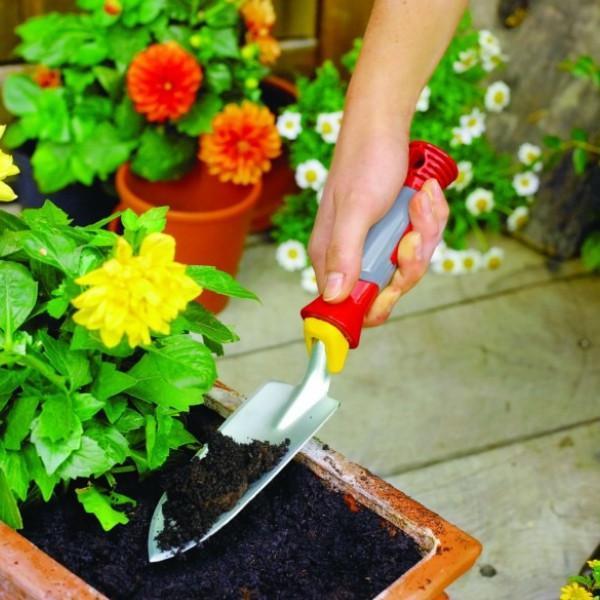 WOLF GARTEN Narrow Planting Trowel